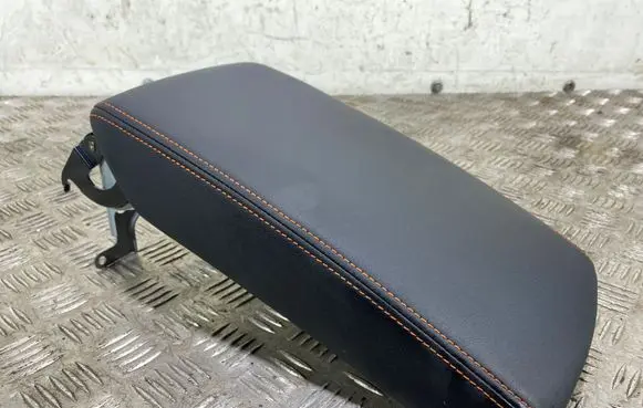 Subaru XV II Armrest XV19PORANKIS