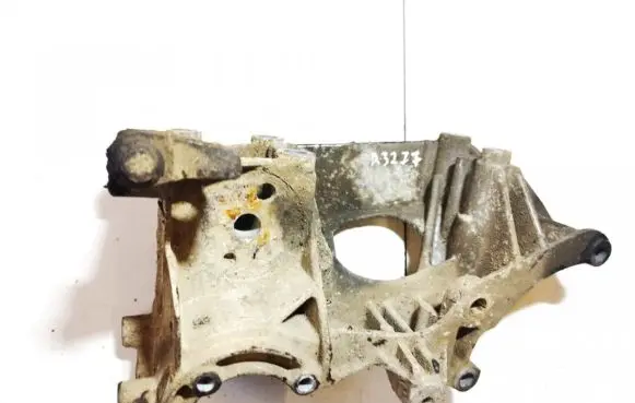 Ford Galaxy Engine mounting bracket 95wf19k341ae