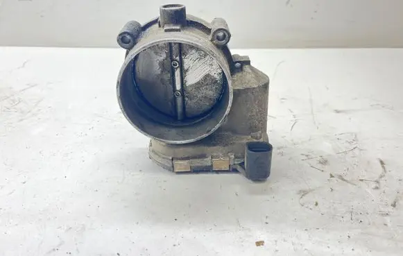 Audi A8 S8 D2 4D Electric throttle body valve 