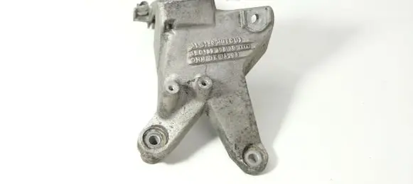 Audi A8 S8 D3 4E Engine mounting bracket 4E0199308BB