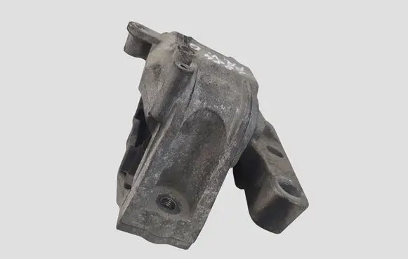 Skoda Octavia Mk2 (1Z) Engine mount bracket 1K0199262