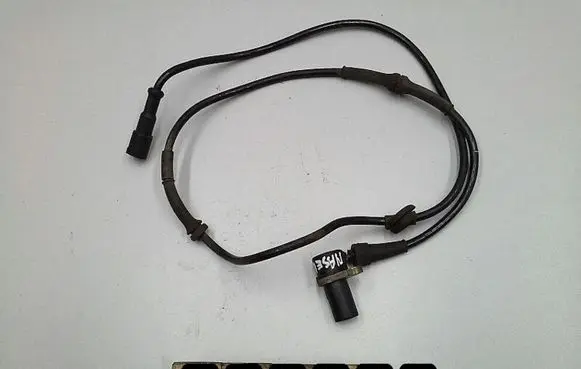 Maserati 3200 GT Coupe ABS brake wheel speed sensor