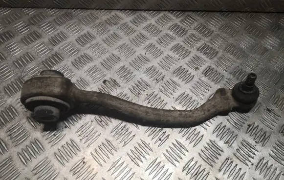 Mercedes-Benz C W203 Front lower control arm/wishbone 2033303311 A2033303311