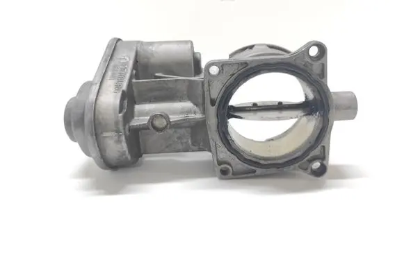 Volkswagen Touareg I Throttle valve 07Z128069A