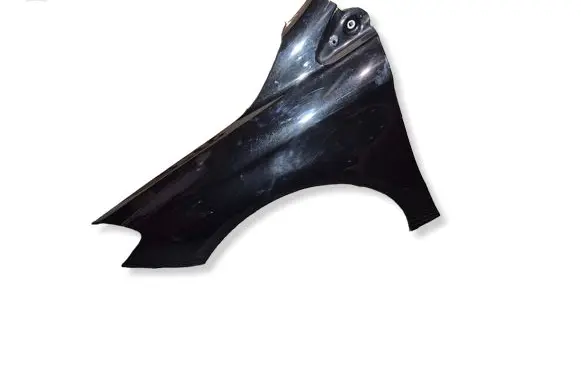 Mercedes-Benz B W246 W242 Fender A2468890925