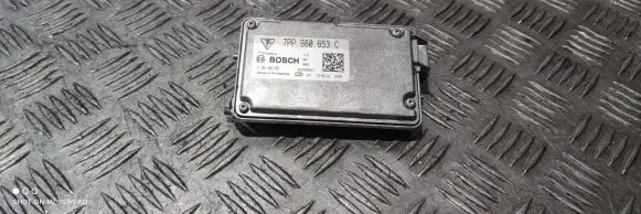Windshield/windscreen camera