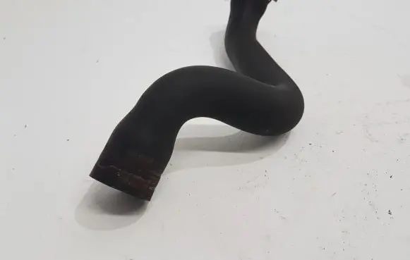 Peugeot 3008 I Engine coolant pipe/hose