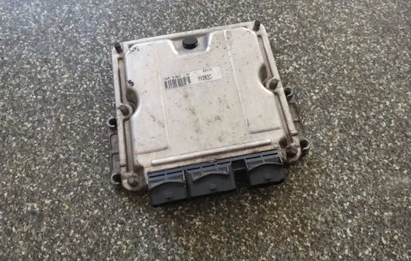 Citroen C5 Engine control unit/module 0281014522 9655816780