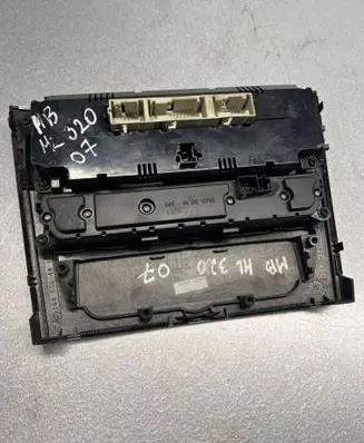 Mercedes-Benz ML W164 Climate control/heater control trim ---