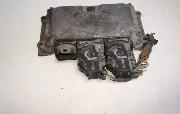 Peugeot 106 Engine control unit/module 0281001839 9630059880