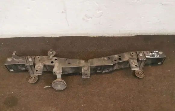 Toyota Auris 150 Top upper radiator support slam panel 