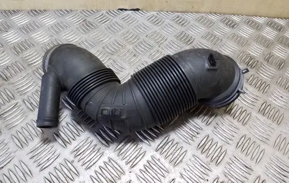 Audi TT TTS Mk2 Turbo air intake inlet pipe/hose 3C0129654P 3C0129654AJ