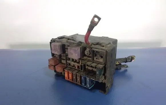Renault Laguna II Fuse box set 8200278070