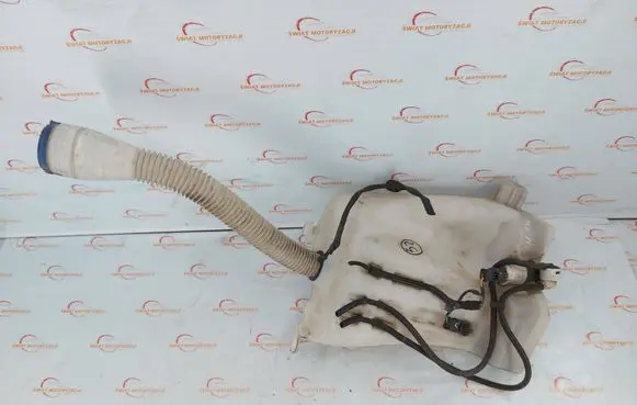Citroen DS4 Windshield washer fluid reservoir/tank 9671317080
