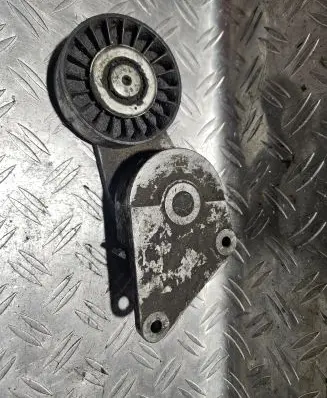 Peugeot 406 Generator/alternator belt tensioner 9623654380