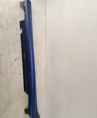 BMW 2 F46 Sill 8058859