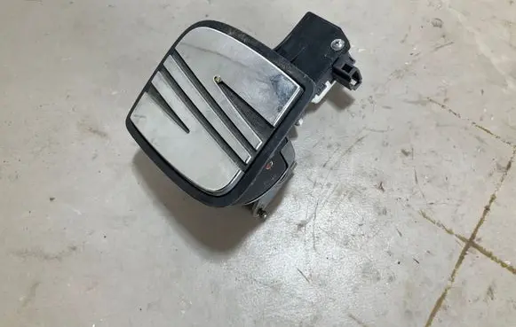 Seat Ibiza III (6L) Tailgate/trunk/boot exterior handle 6L6827573F