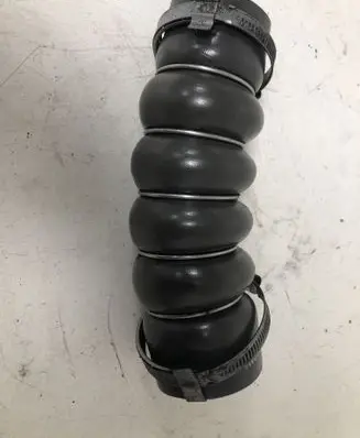 Ford Focus Intercooler hose/pipe AV616C646HE