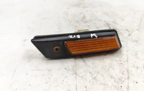 BMW 3 E36 Front fender indicator light