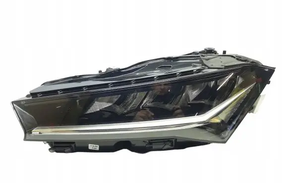 Skoda Superb B5 (3U) Headlight/headlamp 3P1941015