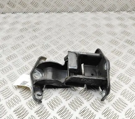 Opel Vivaro Rear door upper hinge 904006707R