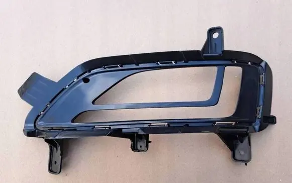 Hyundai Tucson TL Front bumper lower grill 86525-D7530