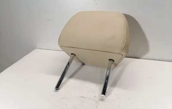 Lexus LS 500 Front seat headrest 