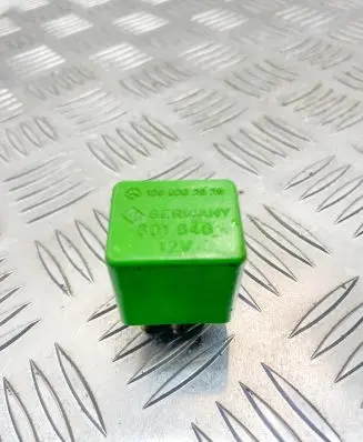 Mercedes-Benz SL R129 Other relay 1268202026 A1268202026