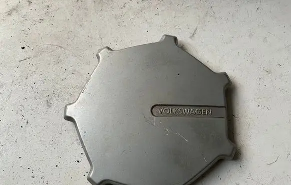 Volkswagen PASSAT B3 R14 wheel hub/cap/trim 357601149