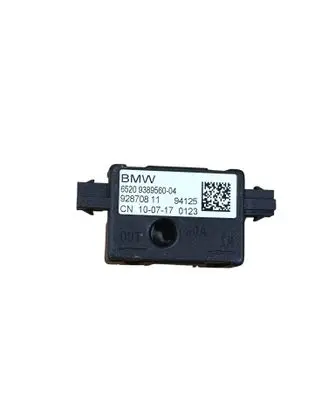 BMW X3 G01 Aerial antenna amplifier 9389560 92870811