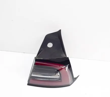 Tesla Model 3 Rear/tail lights 150208700D