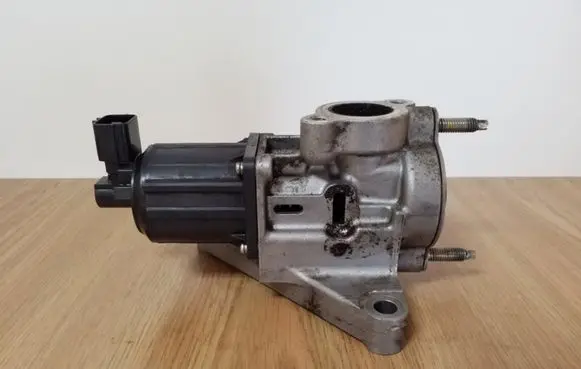 Mazda CX-7 EGR valve R2AA20300A K5T70873 K6266
