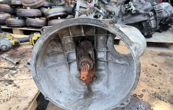 Skoda 105, 120 (744) Manual 4 speed gearbox 