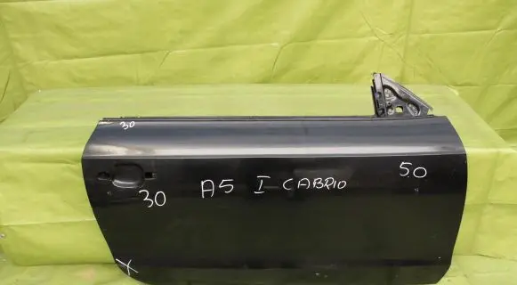 Audi A5 8T 8F Front door 000259