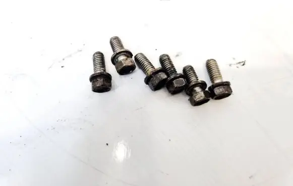 Hyundai Santa Fe Nuts/bolts 