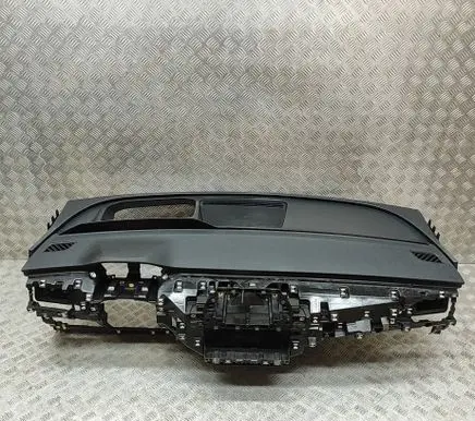 Skoda Enyaq iV Dashboard 5LB857007F