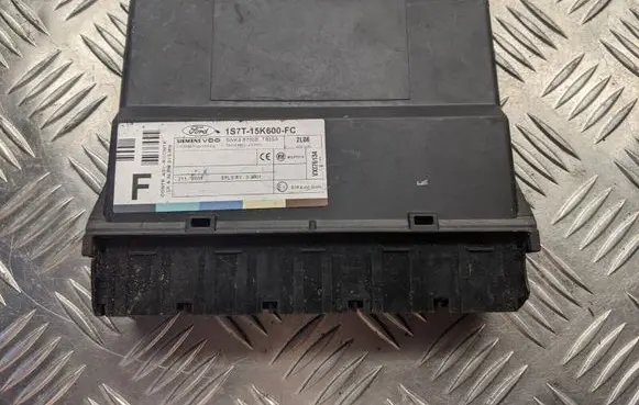 Ford Escort Comfort/convenience module 1S7T15K600FC 5WK48730E