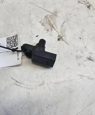 BMW 5 E60 E61 Camshaft position sensor 6021637