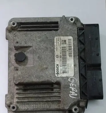 Iveco Daily 4th gen Engine control unit/module 504121602 0281012193