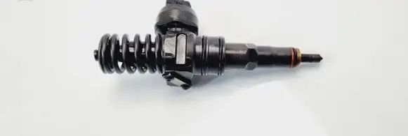Volkswagen Sharan Fuel injector 0414720037 038130073AJ