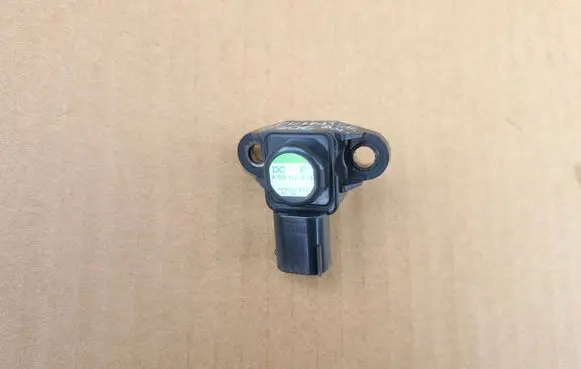 Mercedes-Benz Sprinter W906 Air pressure sensor A0051535028