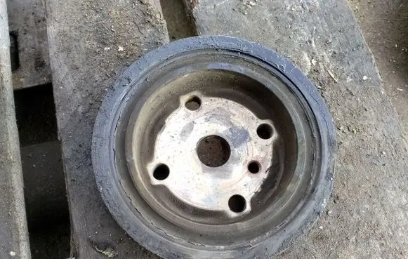 Volvo V70 Crankshaft pulley