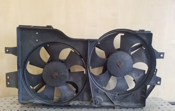 Chrysler Voyager Fan set 04682804 152001001