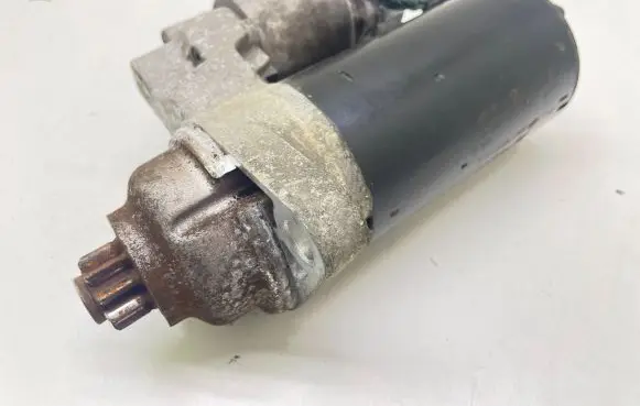 Skoda Fabia Mk2 (5J) Starter motor 0001123018 121711024 20070109