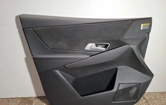 Citroen DS7 Crossback Front door card panel trim 1945928X FM528290