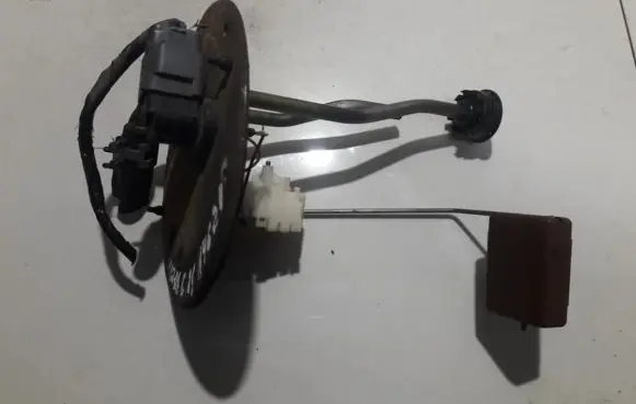 Mazda 626 Fuel level sensor 