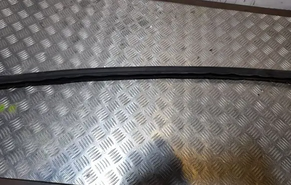 Audi Q5 SQ5 Engine compartment rubber 8R0823723