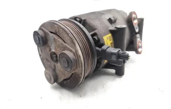 Ford C-MAX I Air conditioning (A/C) compressor (pump) 6M5H19D629AD