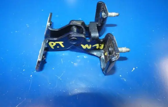 Mercedes-Benz A W177 Tailgate/trunk/boot hinge