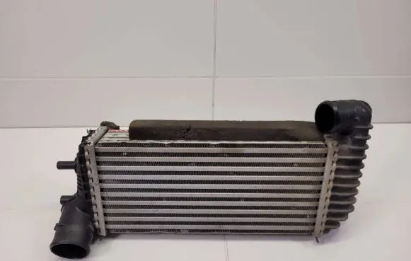 Ford Kuga II Intercooler radiator BV61-9L440-CK